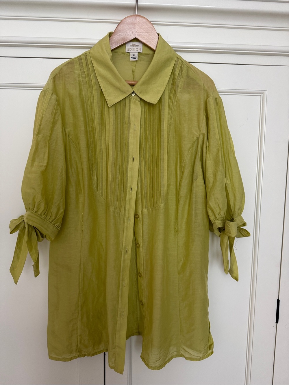 Olive Green Button-Front Pintuck Women's Shirt